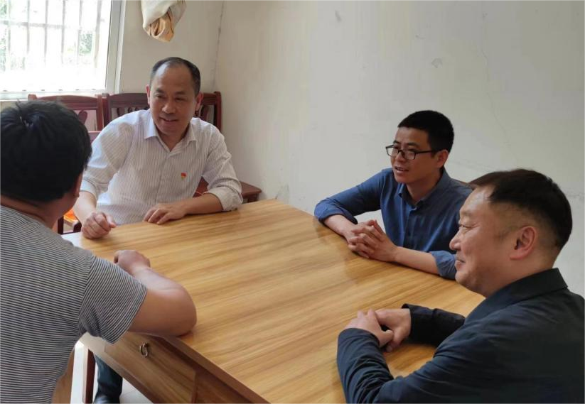 產(chǎn)業(yè)強(qiáng)基，民生為重，結(jié)對(duì)幫扶，攜手共富